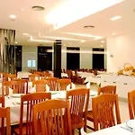 Hotel Genesis 3*